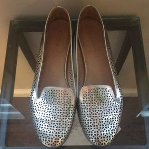 J. Crew silver laser cut loafers, Sz 9.5